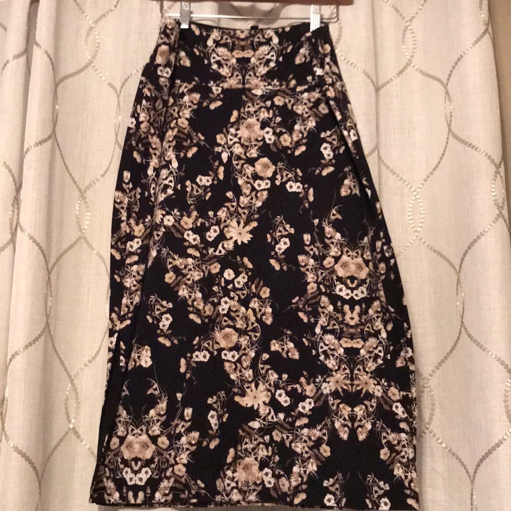 Guess black floral midi skirt